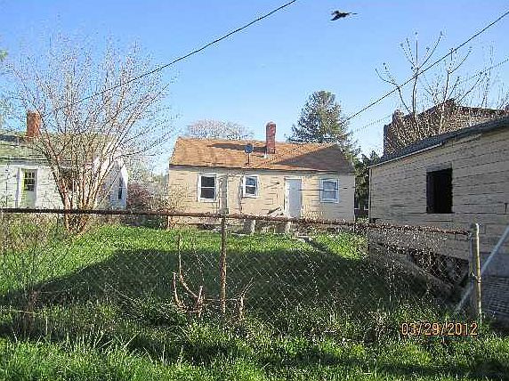 2nd image of 1039 E 20th Ave