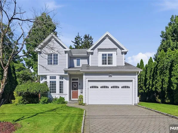 137 6th Street, Cresskill, NJ 07626