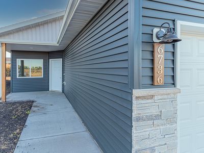 6736 66th Ave S, Horace, ND, 58047