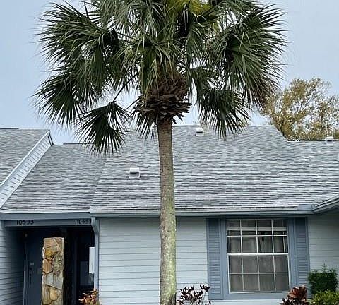 2nd image of 10555 Putnam Ct