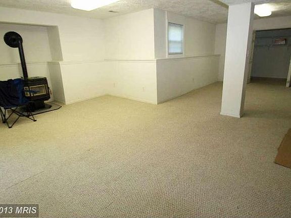 5th image of 14420 Carriage Way Ct