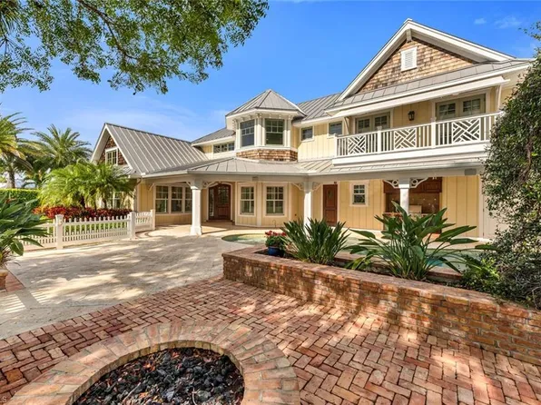 495 2nd AVE N, NAPLES, FL 34102