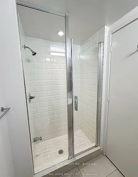 203 College St #806 — Photo 12