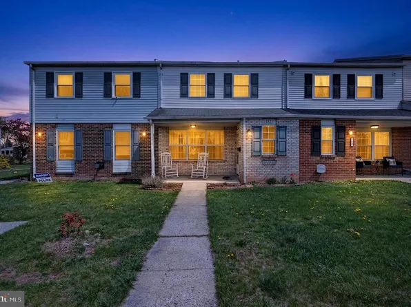 112 Washington Ct, Quakertown, PA 18951