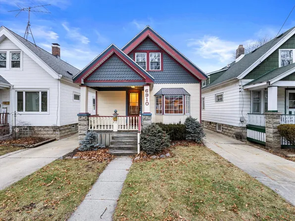 6910 Auburn AVENUE, Wauwatosa, WI 53213