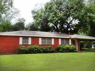 1940 Plantation Dr, Alexandria, LA 71301