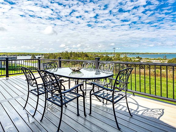 3rd image of 47 Cliff Dr