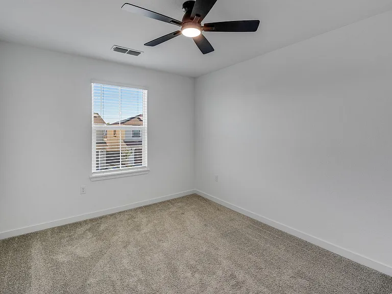 12628 Hereford Ave — Photo 31