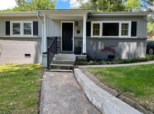 214 Oakdale St, Brevard, NC 28712