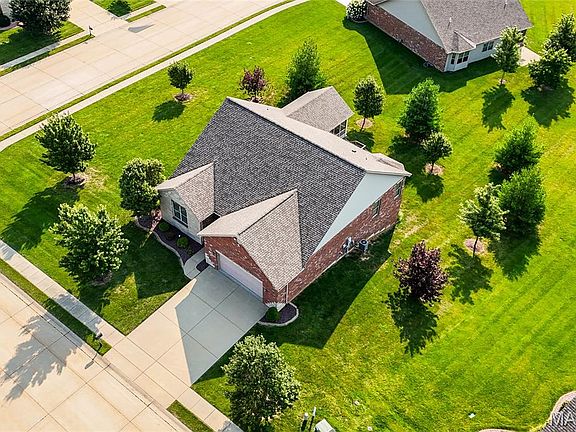 5th image of 1552 New Brunswick Dr
