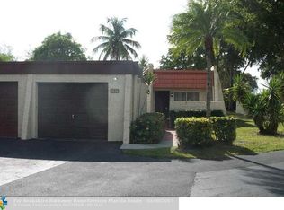 9826 NW 65th Pl, Tamarac, FL 33321