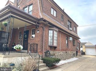 1804 Hoffnagle St, Philadelphia, PA 19152