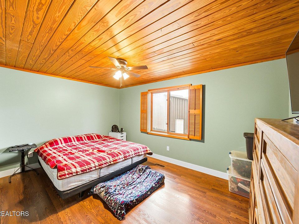 13th image of this home
