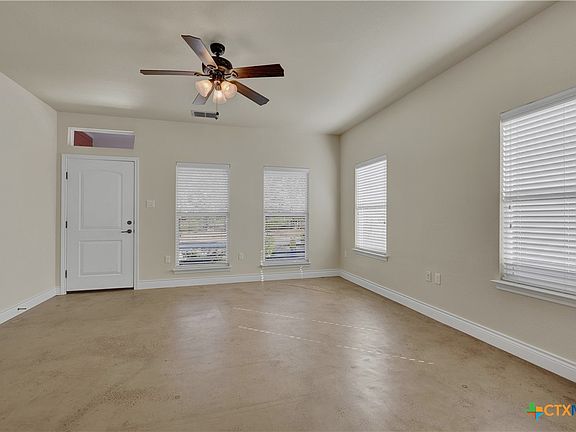 5th image of 1382 Hanz Dr