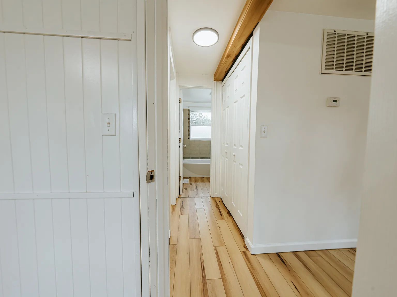 2 bed, 728 sqft, $2,600 — Photo 4