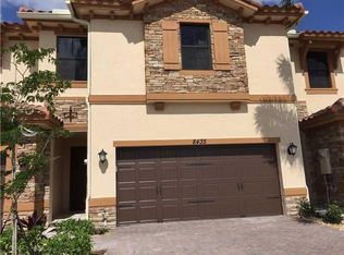 8435 Blue Cove Way, Pompano Beach, FL 33076