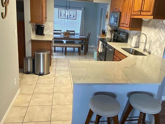 4th image of 3406 Carns Ave