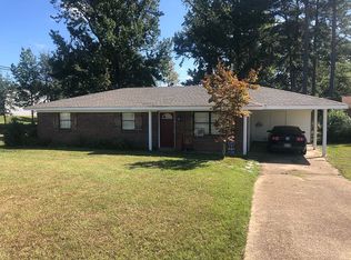 3187 New Hope Rd, Columbus, MS 39702