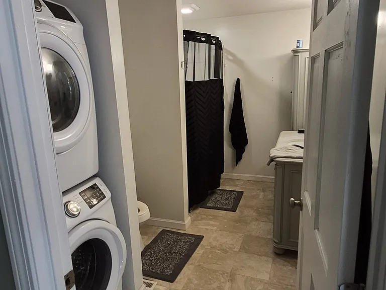 8 Raymond Rd — Photo 11