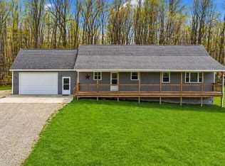 2800 Meadowdale Rd, Metamora, MI 48455