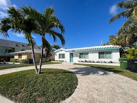 4th image of 4236 & 4238 Seagrape Dr #4237