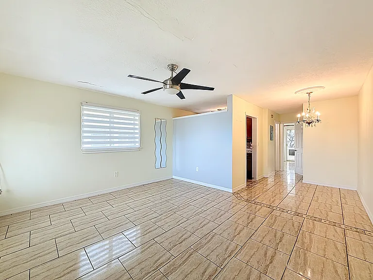 15610 NE 6th Ave #37B — Photo 10
