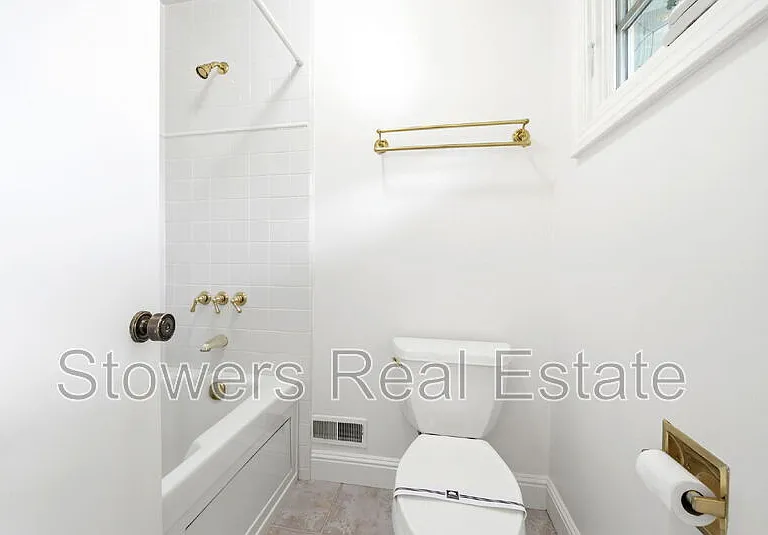 31 Mott Dr — Photo 47