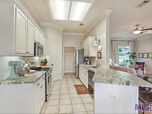 4th image of 39530 Myrtle Oak Ct