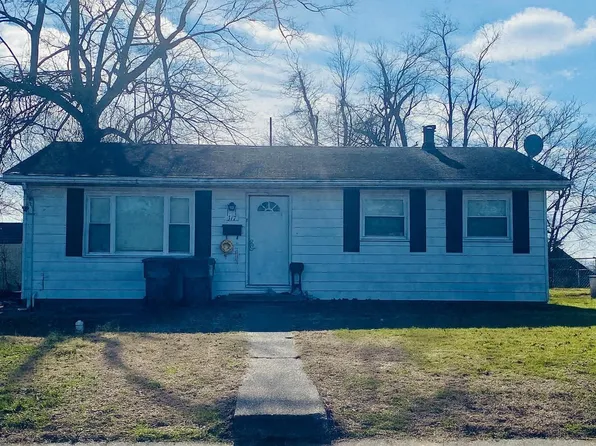 317 E Oak St, Boonville, IN 47601