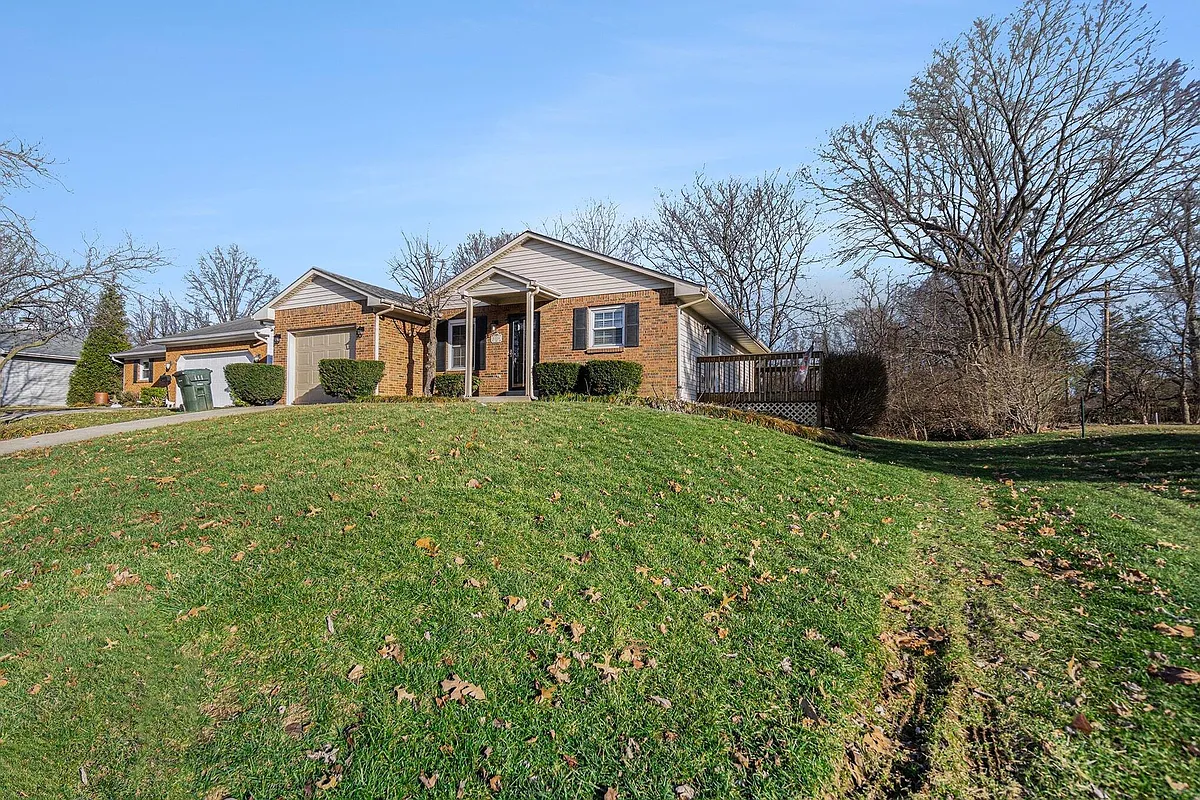 Building Photo - 3126 Arrowhead Dr