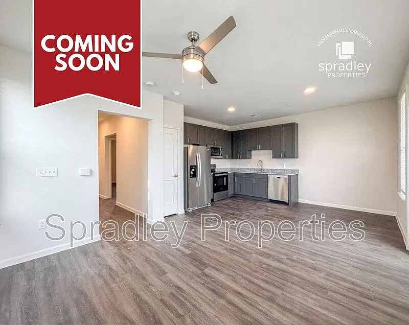 2 bed, 2.0 bath, 1000 sqft, $1,400 — Photo 1