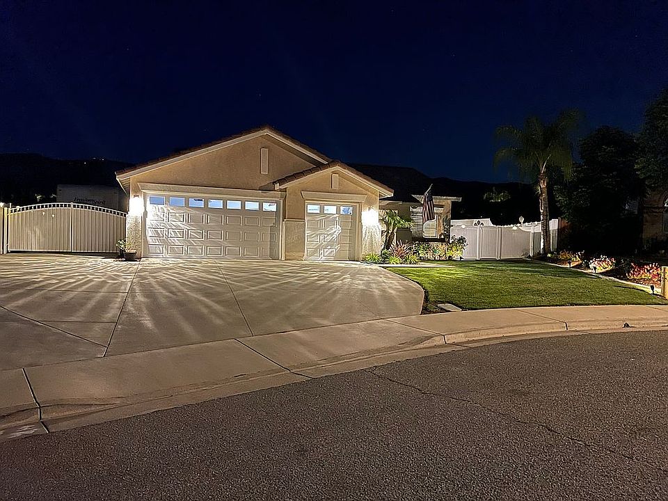 1st image of 15245 Lake Breeze Cir
