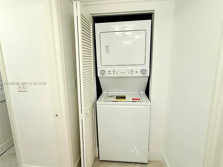 2951 S Bayshore Dr #316 — Photo 12