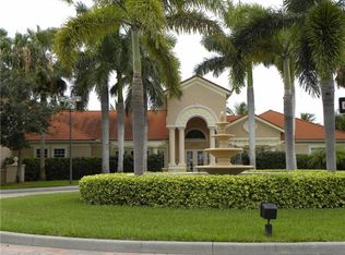 1670 N 42nd Cir APT 102, Vero Beach, FL 32967