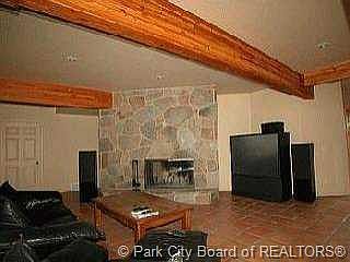 5th image of 7089 N Pinecrest Dr