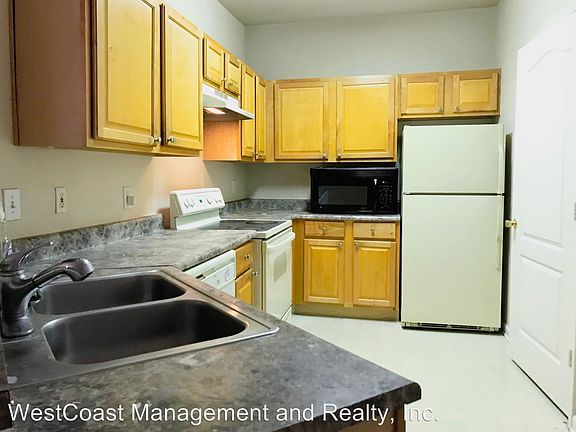 2nd image of 17944 Villa Creek Dr