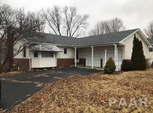 6425 N Greenmont Rd, Peoria, IL 61614