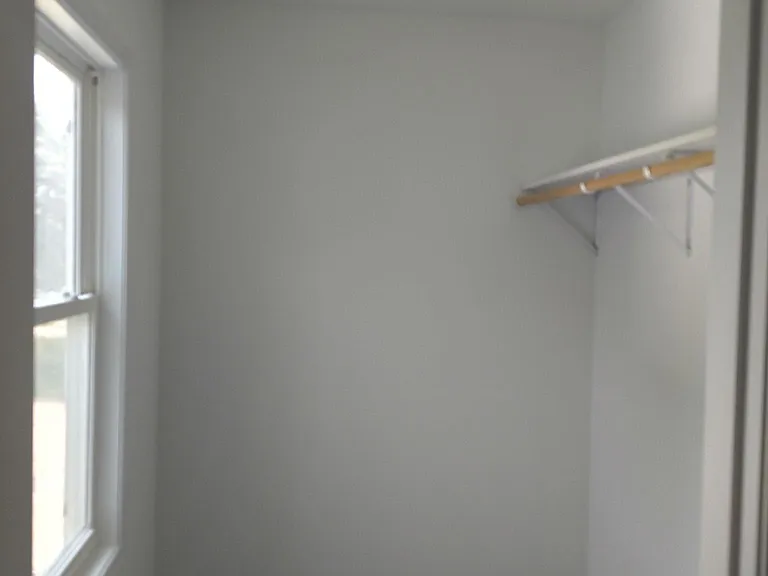611 Wabash Ave — Photo 15