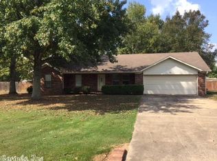 29 Dexter St, Vilonia, AR 72173