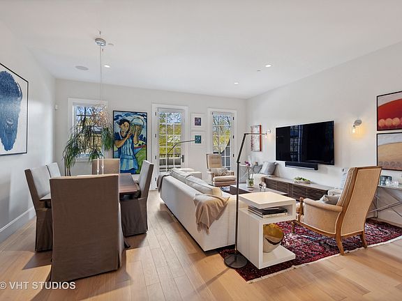 4th image of 227 Burlington Ave Unit 3