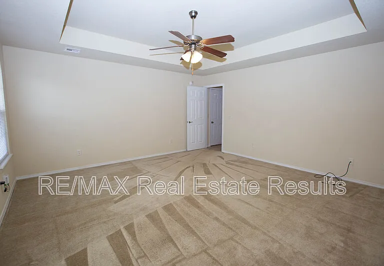 1902 SW Fremont St — Photo 16