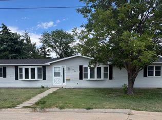 203 W Wilmington St, Norton, KS 67654