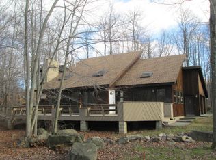4165 Brook Ct, Tobyhanna, PA
