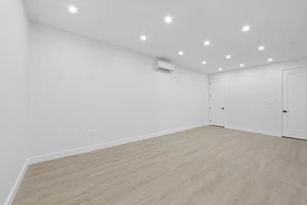 Rented by Corcoran | media 6