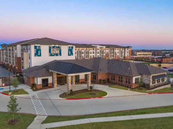 The Luxe at Las Colinas - Adult Active Living, 5000 N State Highway 161 #2209, Irving, TX 75038