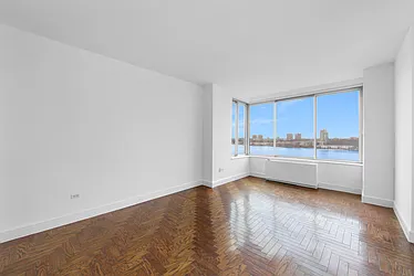 Rented by Nest Seekers International