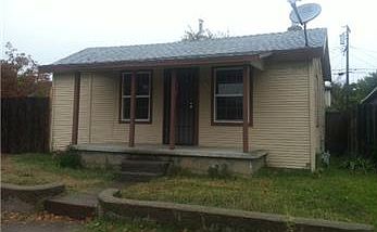 2nd image of 2319 E Scotts Ave