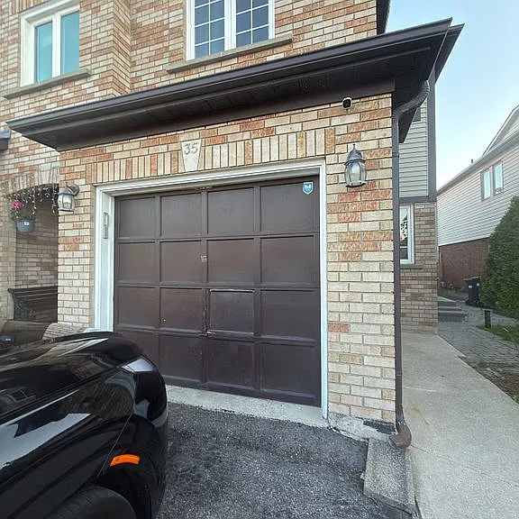 35 Hickorybush Ave — Photo 2