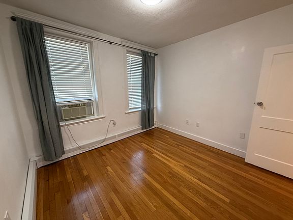 5th image of 32 Ransom Rd APT 11