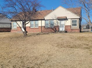 2934 S Bunker Hill Dr #3, Wichita, KS 67210